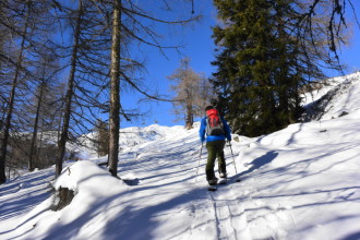 die letzten Meter geht's neben der Piste