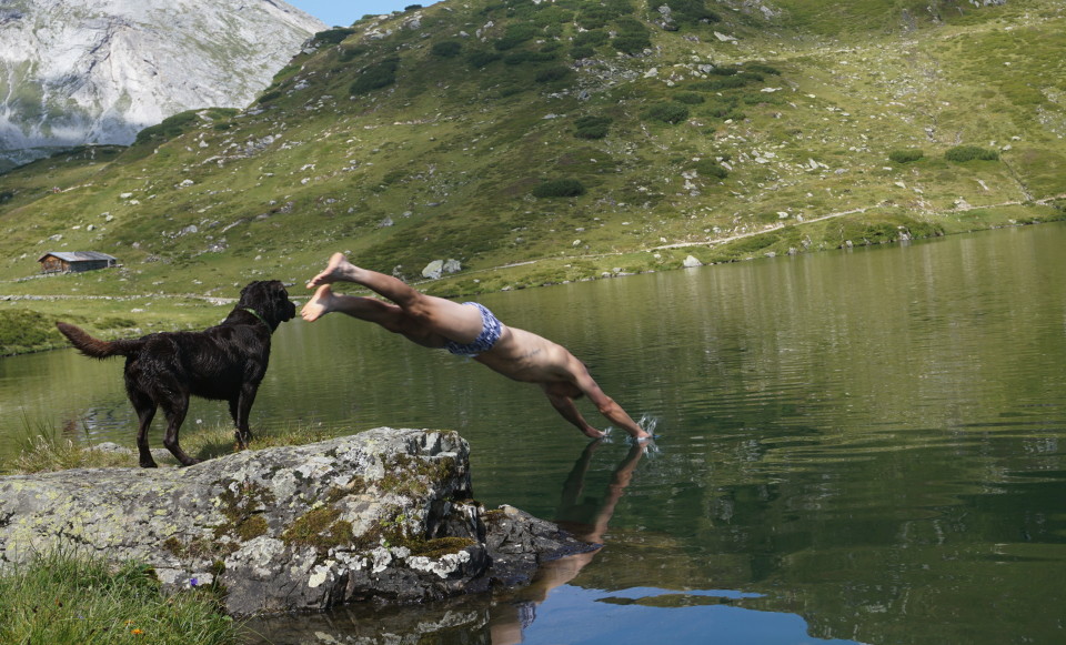 Sprung in den Giglachsee