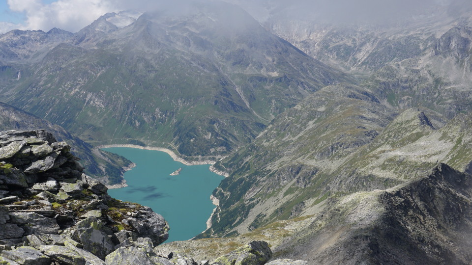 Blick vom Weinschnabel auf den Kölnbreinspeicher